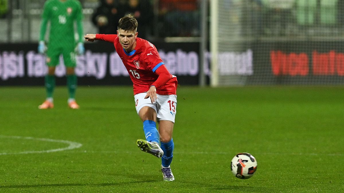 Hellebrandovi v Karviné fandila celá rodina. Byli tu všichni, asi dvacet lidí, smál se nováček